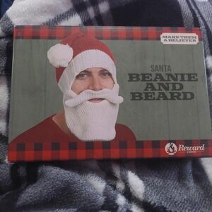 Santa‎ beanie and beard